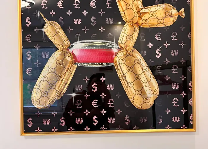 Lopezan House, Living *